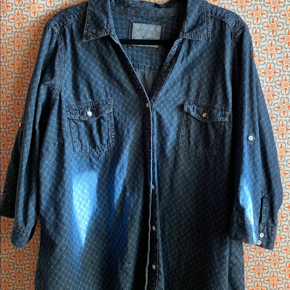 SONOMA shirt. . 3/4 sleeve. Soft dark blue denim.